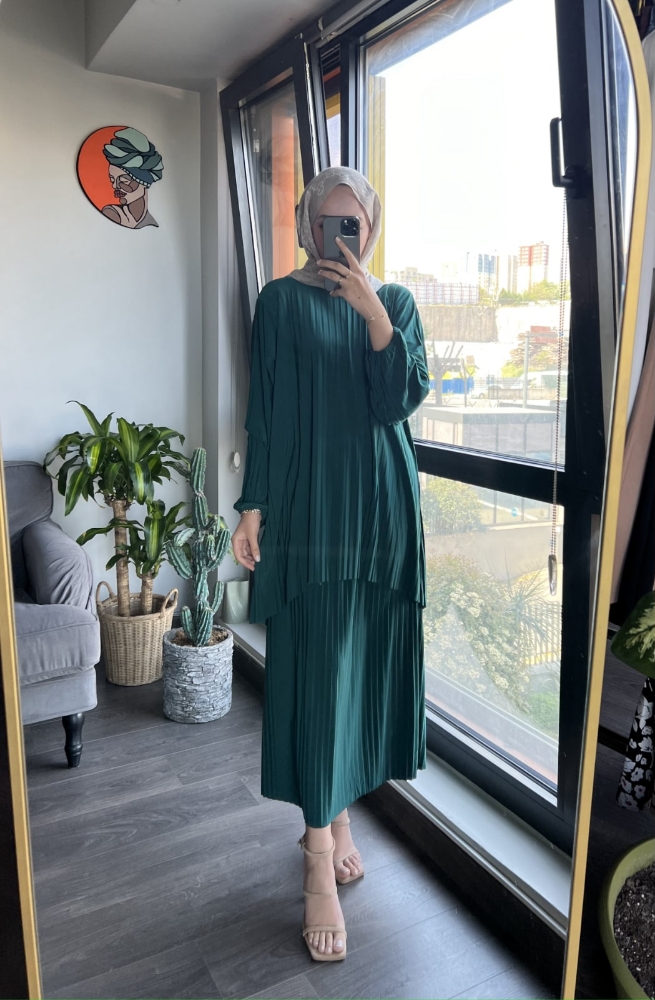 Resim MAYSA ETEKLİ TAKIM Zümrüt